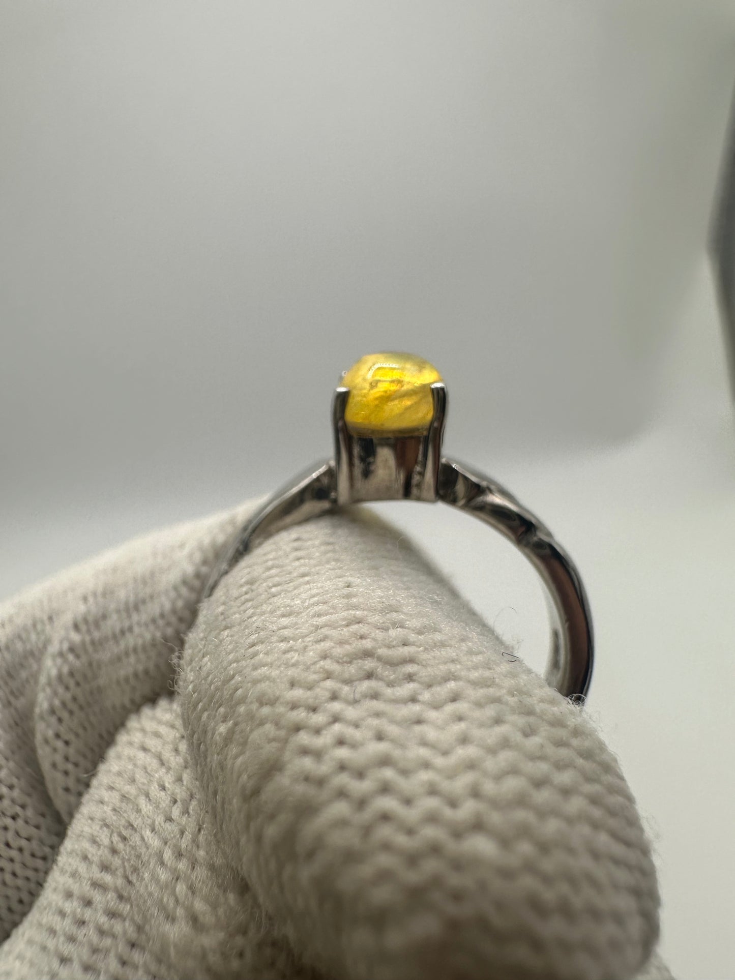 Brilliant Yellow Sapphire Ring in 925 Silver – Captivating Charm