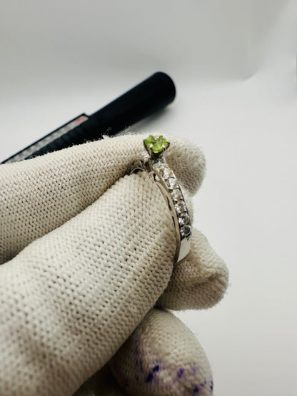 August Birthstone Peridot Ring with Moissanite Accents in Rhodium-Plated 925 Silver – A Stunning Gift for Her