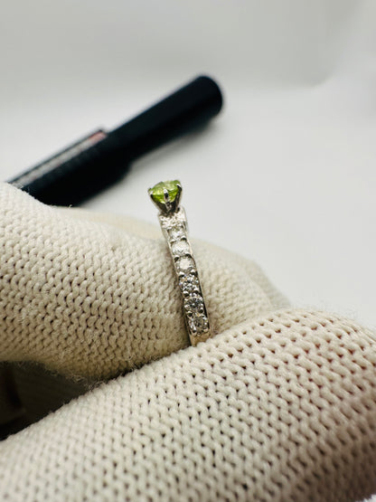 August Birthstone Peridot Ring with Moissanite Accents in Rhodium-Plated 925 Silver – A Stunning Gift for Her