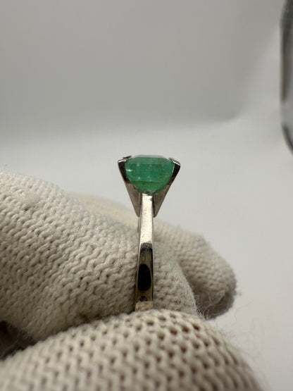 Dazzling Emerald Ring Rhodium Plated 925 Silver A Gift She'll Adore