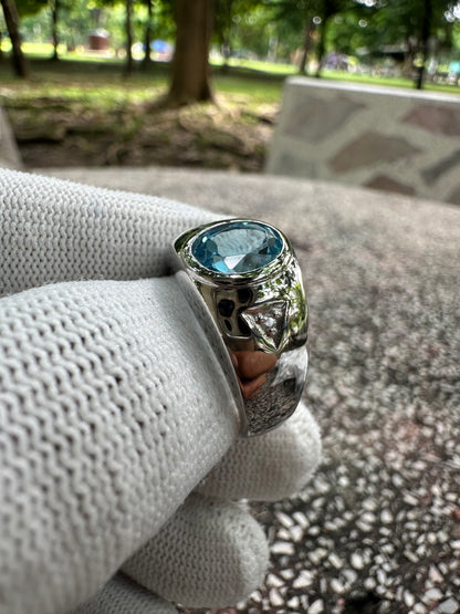 Swiss Blue Topaz Ring in 925 Sterling Silver - November Birthstone