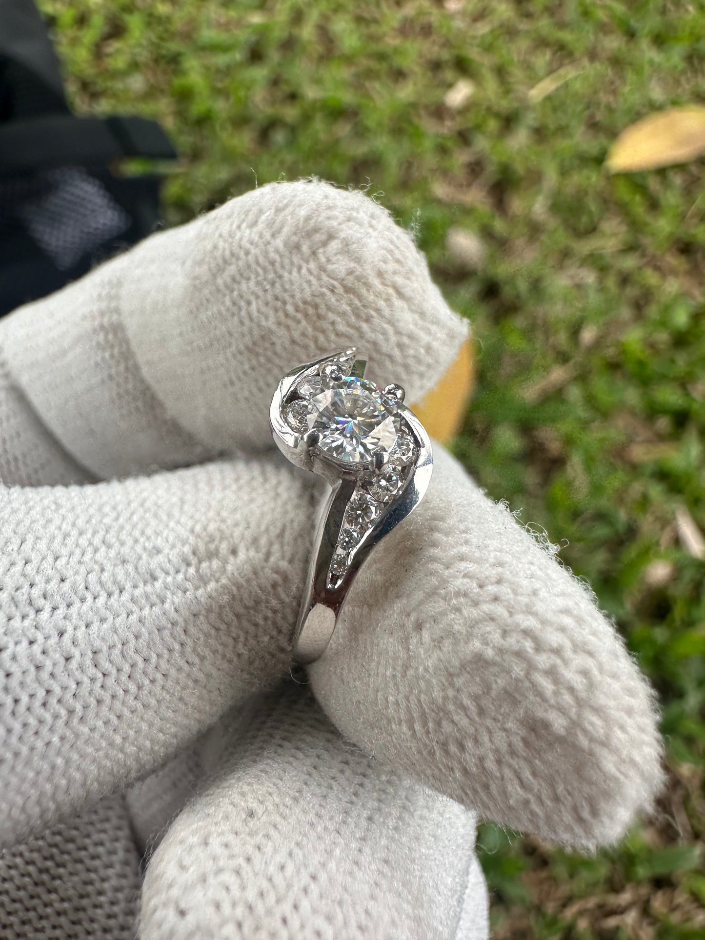 Sparkling Moissanite Ring in 925 Sterling Silver